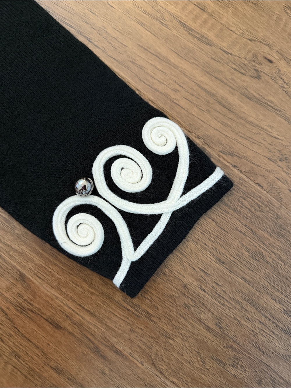 Lauren Michelle Vintage Black Cardigan Duster with cream Scroll Embroidery M - Picture 8 of 9